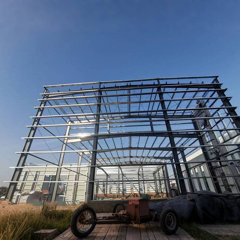 Зошто да изберете магацин за челична структура за вашите потреби за складирање?